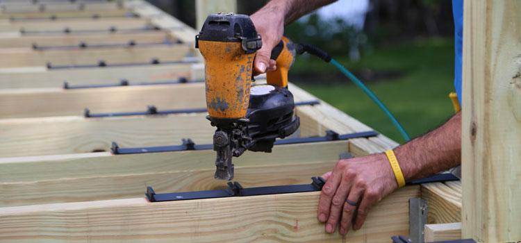 Trex Deck Builders in Valencia,CA